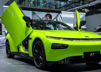 小鹏汽车下半年推出右舵车型 市场瞄准大马等国家