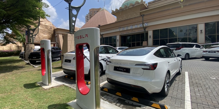 特斯拉今年第二季度将在关丹槟城设超级充电站