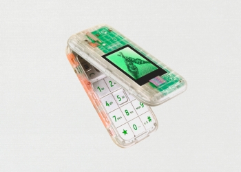 Heineken携HMD大玩复古风！Boring Phone让你回味昔日时光