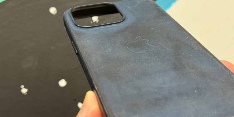 环保但易磨损  苹果停产FineWoven保护壳及配件？