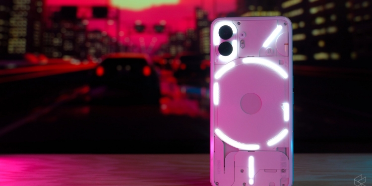 Nothing Phone（2）512GB  现提供RM700折扣优惠