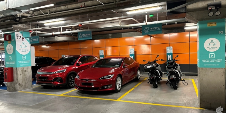 IPC购物中心充电桩 恢复至22kW 送免费充电券