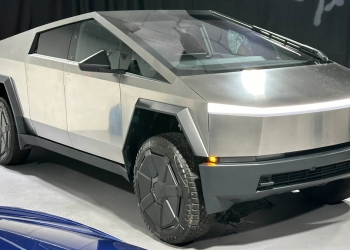 想要抢先购买Cyber​​truck？ 这家经销商帮到你