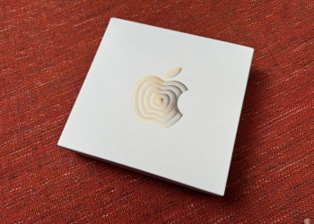 Apple The Exchange TRX纪念托特包 在Carousell卖逾RM500