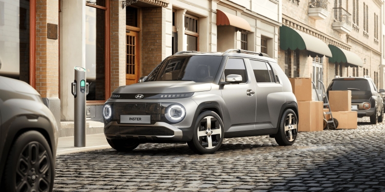 Hyundai发布最小最便宜电动车 Inster续航达350公里
