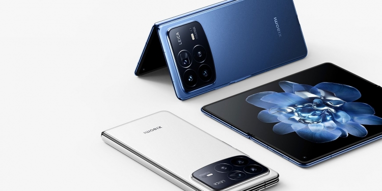 小米最轻薄折叠旗舰！MIX Fold 4支持IPX8级防水