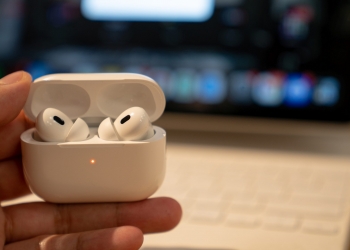 报导：苹果料9月推出4款新AirPods包括2“基础款”