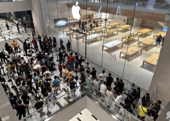 iPhone 16系列今上市！果迷凌晨已聚集Apple The Exchange TRX