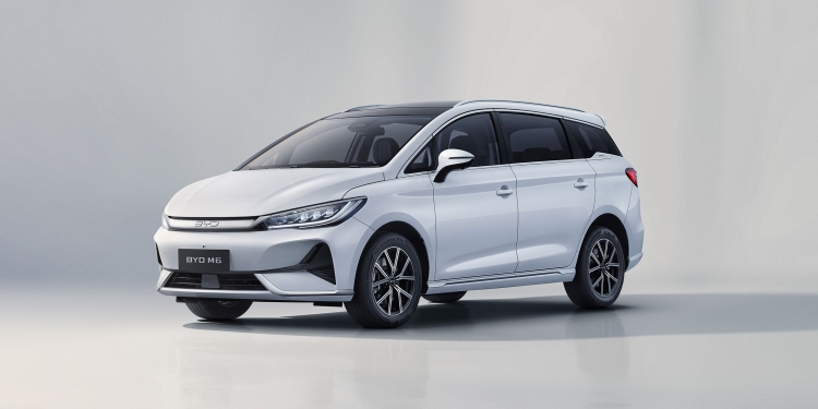 比亚迪M6：马来西亚首场公开试驾活动将于10月18日至20日举行