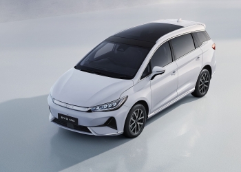 比亚迪预告出新电动车，是MPV？