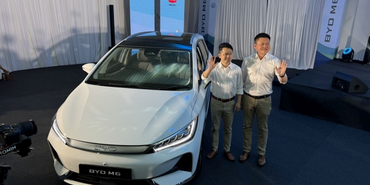 比亚迪M6已在马来西亚发布 售价从10万9800令吉起