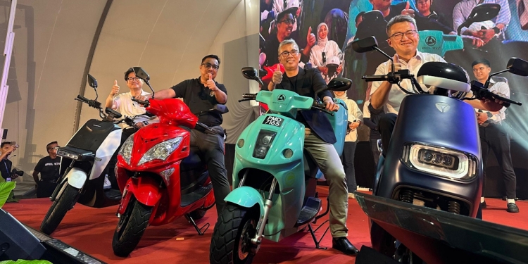 2025财案：购买电动摩哆继续享有2400令吉回扣