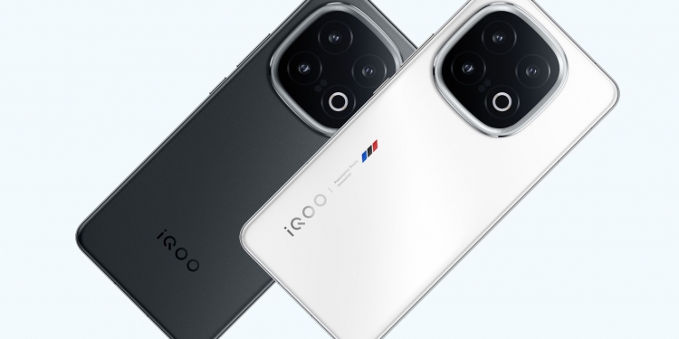 搭载骁龙8 Elite和6150mAh电池  iQoo 13售价RM3499起