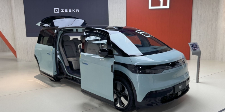 Zeekr Mix：这是未来迷你MPV该有的样子