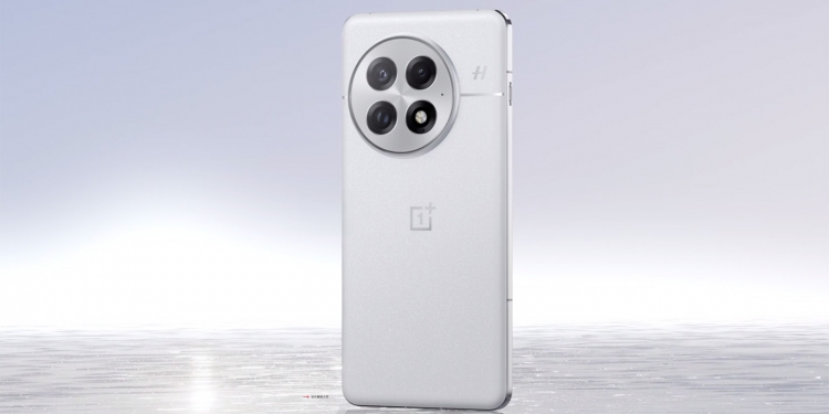 OnePlus 13价格发布前“外泄”？现已开放预订