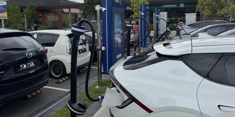 ChargEV在Elmina Lakeside Mall部署充电枢纽 配备eLoaded直流电网系统