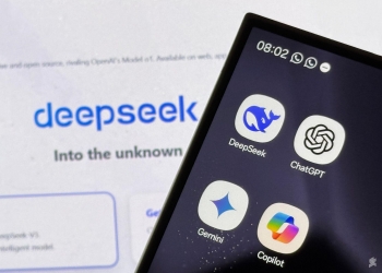 中国DeepSeek人气超越ChatGPT颠覆AI市场！Nvidia市值蒸发近6千亿美元