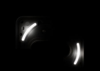 Nothing Phone (3a)采用类似Google Pixel三摄布局 将于3月4日发布