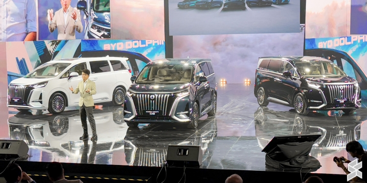 高端电动MPV续航高达520公里 Denza D9售价RM25.9万起