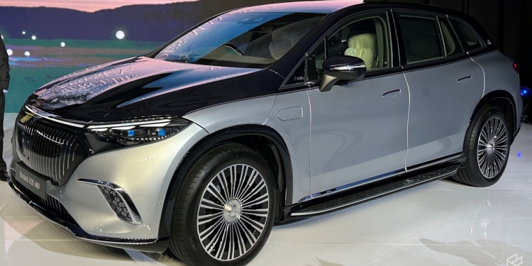 648马力续航608公里!Mercedes-Maybach EQS 680 SUV售价108万8888令吉起