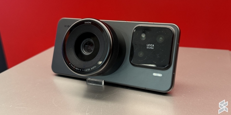 小米在MWC 2025展示模块化光学系统 新技术将掀起手机摄影革命？