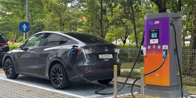 Gentari与JomCharge在24家Lotus’s充电站提供5令吉EV充电折扣