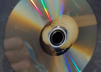 华纳兄弟早年DVD出现“腐蚀”无法播放 消费者可申请免费更换