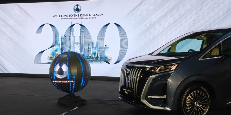Denza D9上市不到一个月 首批200辆已交付客户