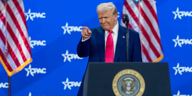 特朗普落实“对等关税”重创科技股 对大马输美商品课征24%