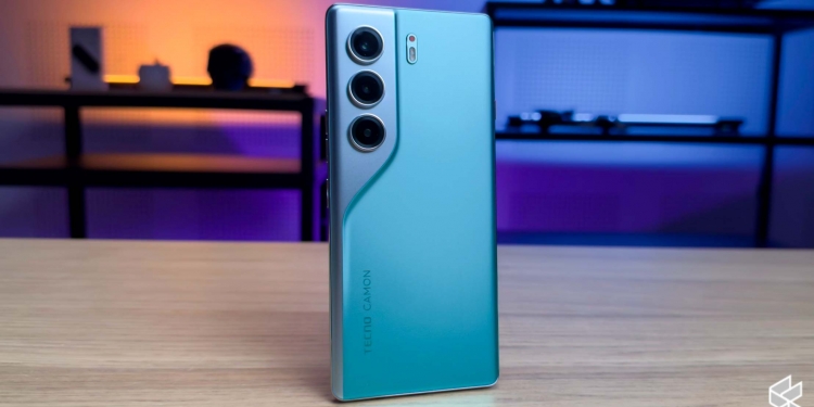 Tecno Camon 40 Pro 5G登陆大马，线下售价RM1099起，4月25日线上发售