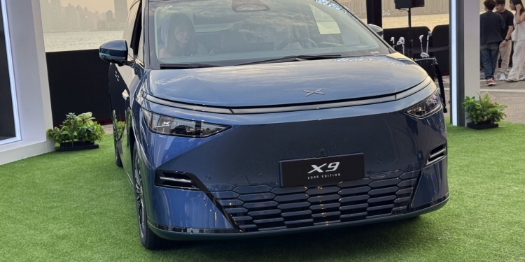 2025款小鹏X9中国上市 功能升级标配图灵AI智驾