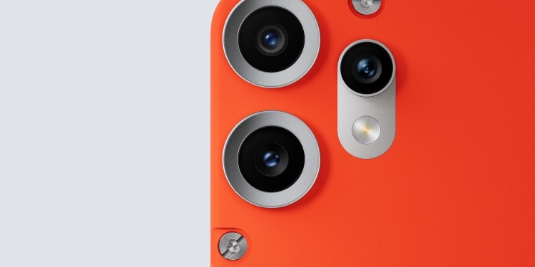 CMF Phone 2 Pro三镜头设计、规格和样张曝光