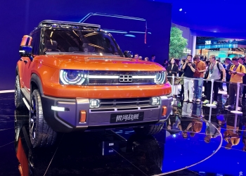 吉利发布Galaxy Cruiser原型车：可以蟹行还能浮水行驶！