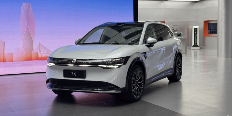 Zeekr 7X：极氪高档电动SUV本周将亮相大马车展