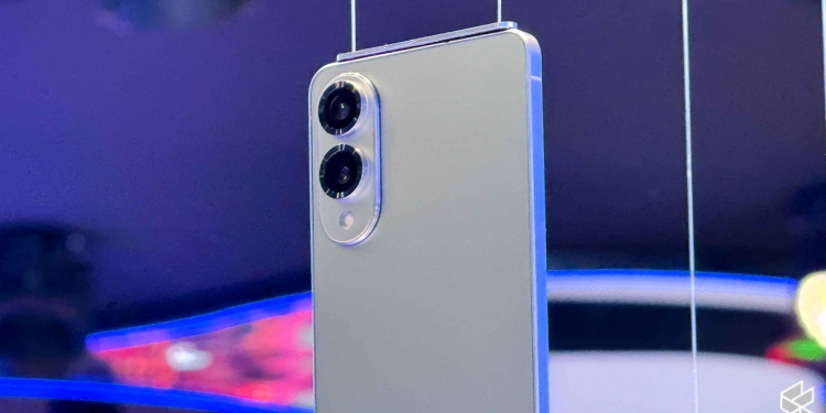 三星 Galaxy S25 Edge料5月13日发布，超薄 Snapdragon 8 Elite旗舰机，仅厚5.8mm