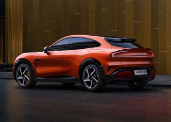 Xiaomi YU7：小米首款电动SUV亮相！CLTC续航里程最高可达835公里