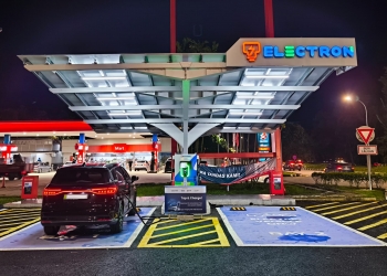 莪仑休息站往北和往南方向TNB Electron 180kW直流充电桩启用