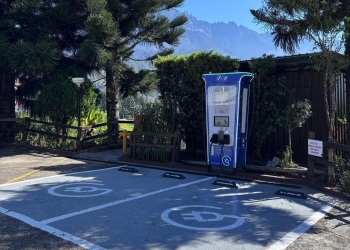 JomCharge在沙巴昆达山的京那巴鲁松林度假村部署充电桩