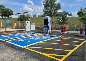 TNB Electron在苏丹阿兹兰沙理工学院启用120kW直流充电器