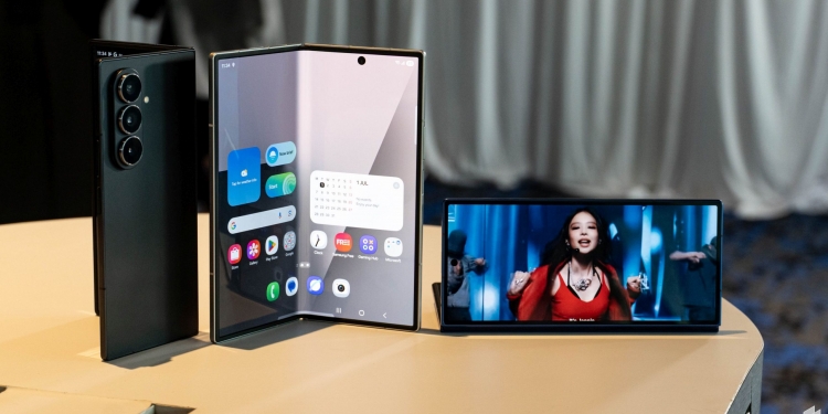 在KL Pavilion体验Galaxy Z Fold 7与Flip 7，畅享Samsung完整生态系统