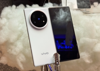 拥有业内最大电池和最高IP等级 Vivo X Fold 5售价6999令吉