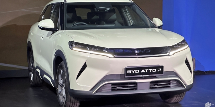 BYD Atto 2登陆大马：174hp紧凑型纯电SUV、续航超300公里，10万令吉起