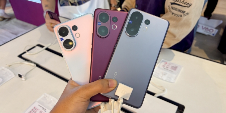 搭载50MP蔡司潜望长焦和骁龙7 Gen 4！Vivo V60售价1899令吉起