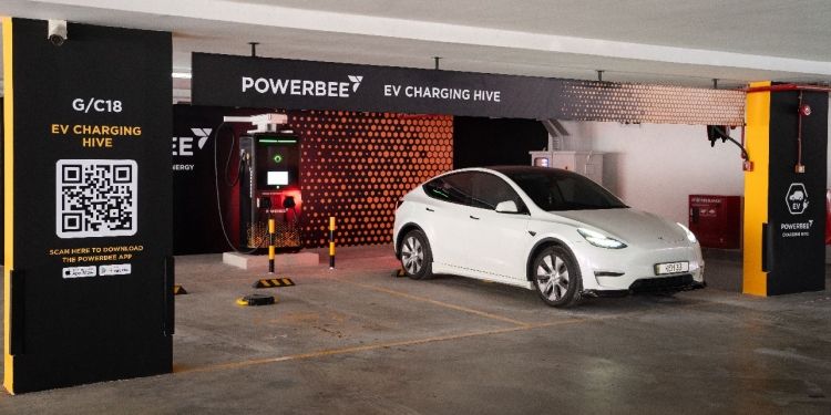 Powerbee在槟城Design Village奥特莱斯商场启用14车位电动车充电枢纽，优惠高达50%