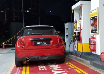 RON95汽油930起降价 国人每公升1.99令吉