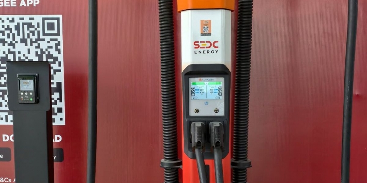 Batu Kawa Petros MFS启用200kW直流充电器,每分钟收费3.20令吉