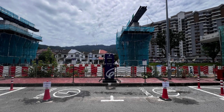 Gentari在槟岛亚依淡新市镇部署直流充电桩