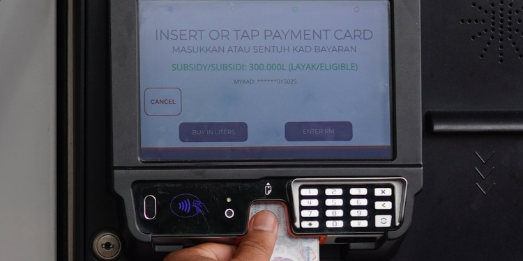 BUDI95：财政部提醒大马卡驾照信息须一致