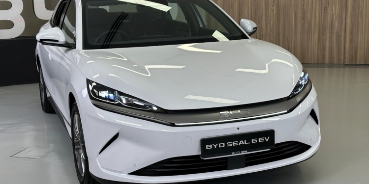 BYD Seal 6 EV登陆大马：最高215匹马力、续航超400公里，从10万令吉起