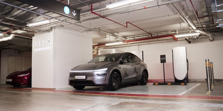 Tesla在Pavilion Damansara Heights启用V4超级充电站